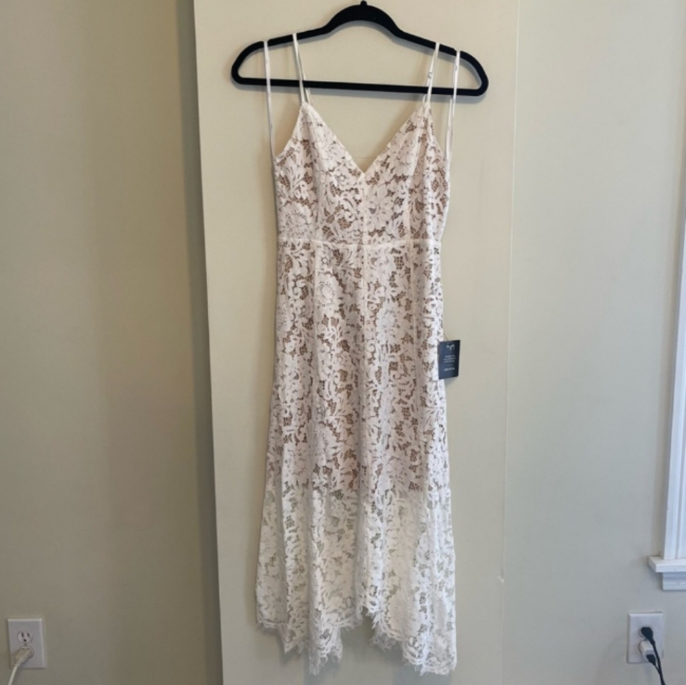 Lulu's One Wish White Lace Midi Dress Size Small NWT